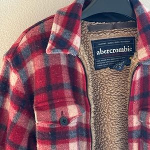 Abercrombie Boy XL ( Men XS)